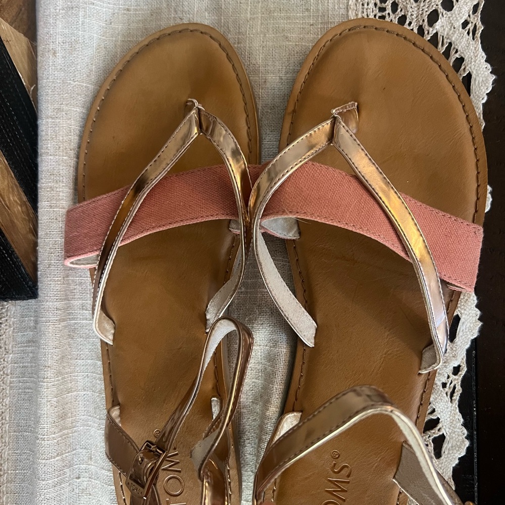 Toms Pink and Gold Crisscross Sandals